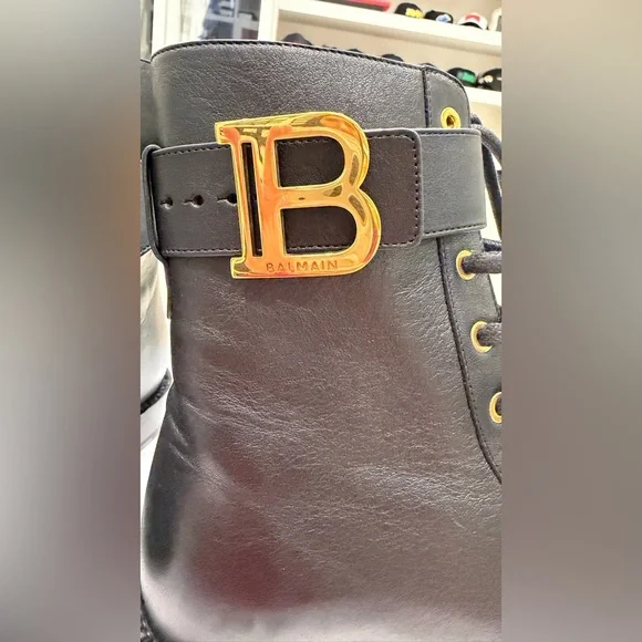 Balmain Black Leather Combat Boots with Gold B Symbol; Size 35; Brand New in Box - Picture 8 of 10